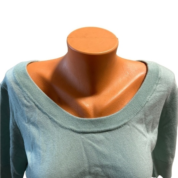 New ModCloth Women’s Short Sleeve Pale Green Soft Sweater Size Large Round Neck - Picture 4 of 15